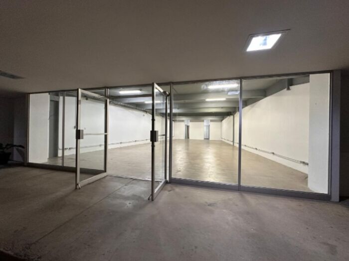 Venta de Local Comercial en Escazú / OFC in San Rafael, Escazú, San José — $275,000