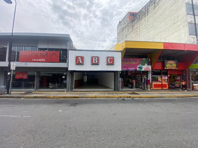 ALQUILER DE LOCAL COMERCIAL EN AVENIDA CENTRAL, SAN JOSÉ in Catedral, San José — $4,800