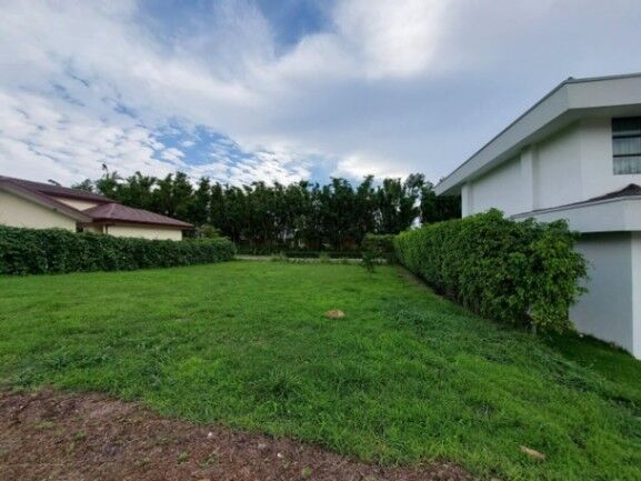 Se vende lote plano en exclusivo condominio de Guácima Alajuela 25-1970 in Guácima, Alajuela — $130,000