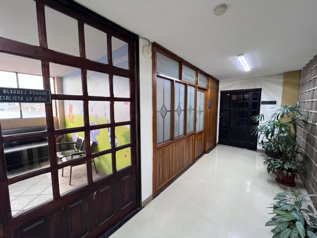 Edificio renovado ideal para uso comercial o institucional in Hospital, San José — $4,000,000 - Photo 3 of 9