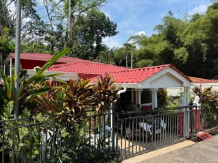 WONDERFUL HOME WITH SCENIC FOREST VIEWS en Jacó, Garabito, Puntarenas — $197,000 - Foto 2 de 77