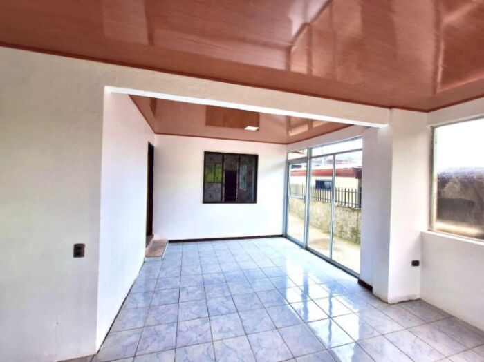 Se vende casa en San Vito  en San Vito, Coto Brus, Puntarenas — ₡ 90 000 000