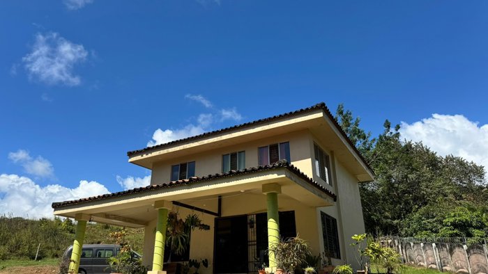 VENTA DE CASA ,PARRITA,PUNTARENAS in Parrita, Puntarenas — ₡ 120 000 000