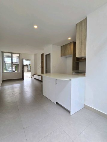SE VENDE CASA TOWNHOUSE EN VISTAS DE SANTA ANA in Santa Ana, San José — $145,000