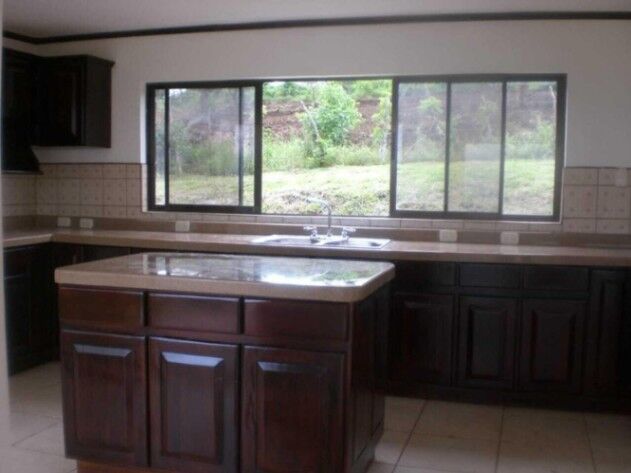 MLS-25-1107 LS VENTA CASA SAN RAFAEL HEREDIA en San Rafael, Heredia — $430,000