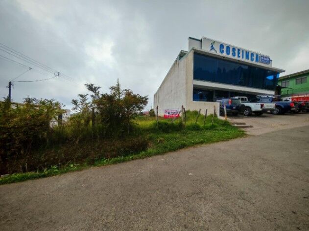 hermoso lote en el centro de capellades en Capellades, Alvarado, Cartago — ₡ 35 000 000