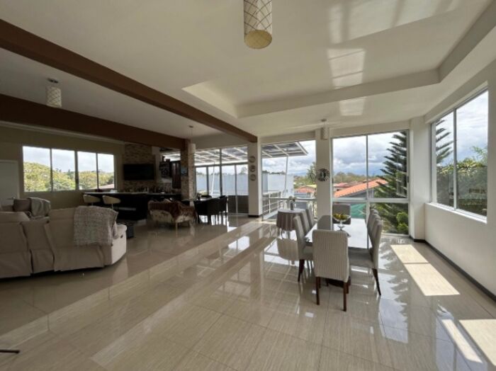 CASA EN VENTA, SAN ISIDRO HEREDIA COD#23-2591 en San Isidro, Heredia — $795,000