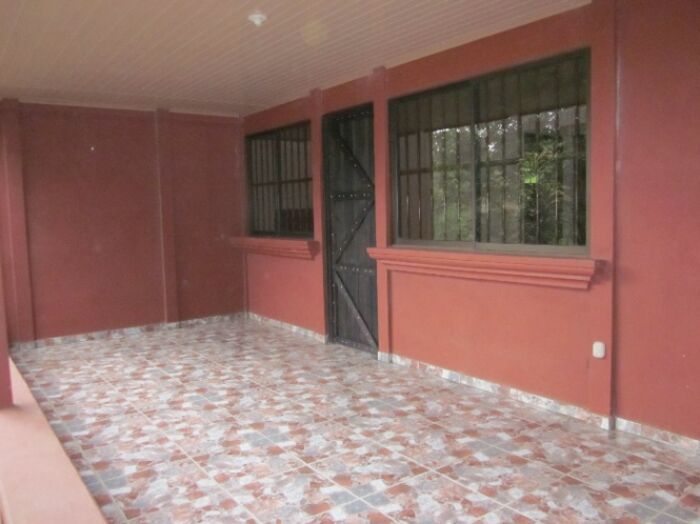 Alquilo Linda y espaciosa Casa en Florencia  in Florencia, San Carlos, Alajuela — ₡ 165 000