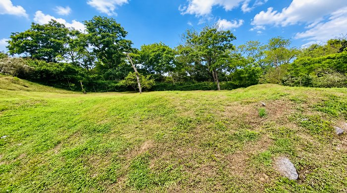 Lot For Sale In Majestuosos Prados Condominium, Goicoechea 894m2 in Mata de Plátano, Goicoechea, San José — 48 630 000 ₡ - Photo 1 of 9