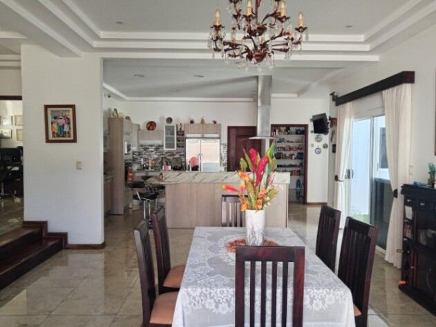 Casa 5 Habitaciones en Lote de 1,186 m² #25-1481 GS en Escazú, San José — $980,000 - Foto 2 de 19