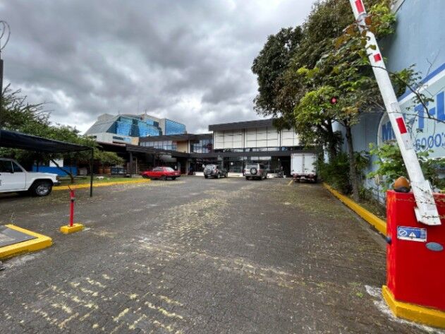 PROPIEDAD COMERCIAL EN VENTA, SAN JOSÉ,US$1.080.000 Cod#23-2064 en Catedral, San José — $1,080,000