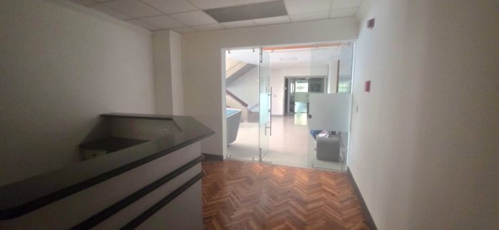 ALQUILER DE OFICINA, SAN JOSÉ, SANTA ANA, PARQUE EMPRESARIAL FORUM 1 in Santa Ana, San José — $6,852
