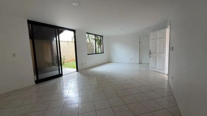 Casa en Condominio Privado en Trejos Montealegre, Escazú en Escazú, San José — $275,000