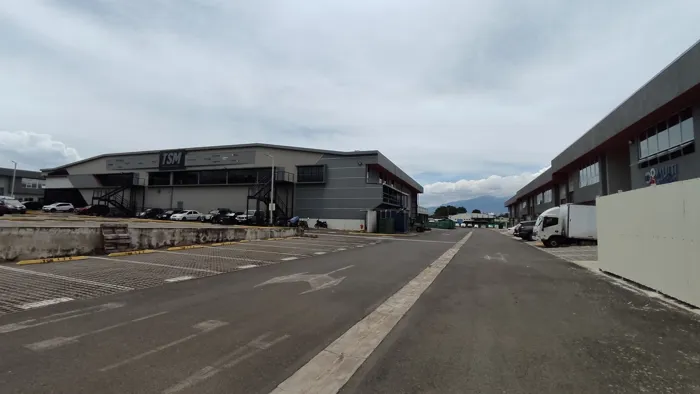 Bodega en Alquiler, Heredia, San Joaquín. Industrial - PVV9288151 en San Joaquín, Flores, Heredia — $4,482 - Foto 2 de 10