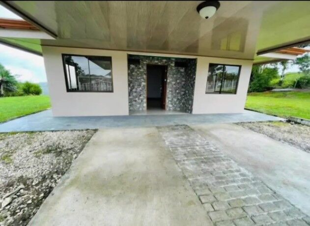 HERMOSA CASA EN VENTA EN LA TRANQUILA ZONA DE SAN VITO in Aguabuena, Coto Brus, Puntarenas — $100,000
