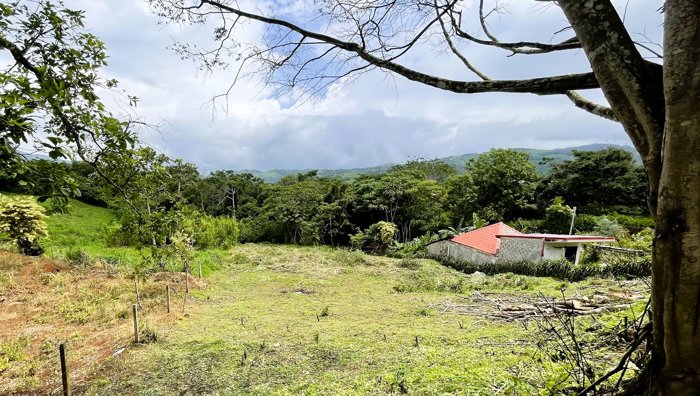 SE VENDE LOTE EN SAN PEDRO, SAN RAMON in San Ramón, Alajuela — $64,000 - Photo 2 of 10