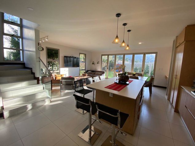 Espectacular y amplia casa en Escazú en San Antonio, Escazú, San José — $430,000 - Foto 2 de 21
