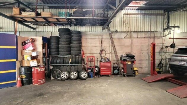 Venta de Bodega Comercial en Granadilla de Curridabat. RAH 26-1373 in Granadilla, Curridabat, San José — ₡ 175 000 000