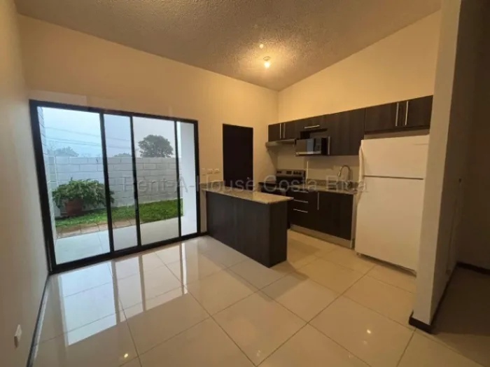 Se alquila casa en Ulloa Heredia 26-2146 en Ulloa, Heredia — $1,200