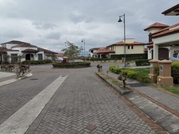 Venta de Lote en Santo Domingo, Heredia. RAH 25-1703 in Tures, Santo Domingo, Heredia — $165,000 - Photo 5 of 14