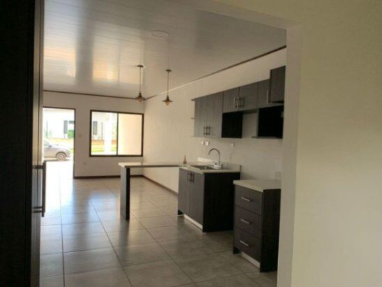 Se vende casa PARA ESTRENAR GRECIA, ALAJUELA en Puente De Piedra, Grecia, Alajuela — ₡ 71 000 000