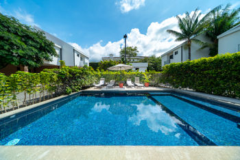 Venta de casa en condominio en Santa Ana Centro
