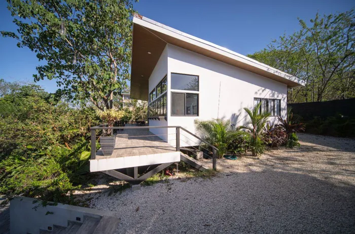 Turnkey Property with Two Houses and Infinity Pool – $595,000 USD in Cóbano, Puntarenas — $595,000