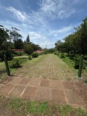 Gran Quinta de OPORTUNIDAD en Los Ángeles de San Rafael de Heredia en San Rafael, Escazú, San José — $900,000 - Foto 4 de 69