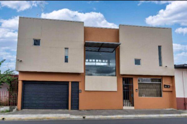 Edificio Heredia Santa Bárbara  in Santa Bárbara, Heredia — $298,000