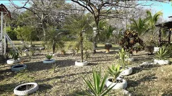 GRAN PROPIEDAD Y CASA TÍPICA EN NICOYA, GTE.