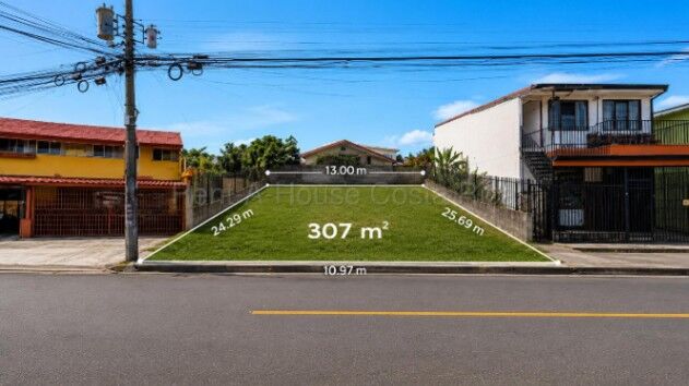 Venta | Terreno comercial con gran potencial de desarrollo en Vargas Araya #27-137 GS in San Pedro, Montes De Oca, San José — $249,000