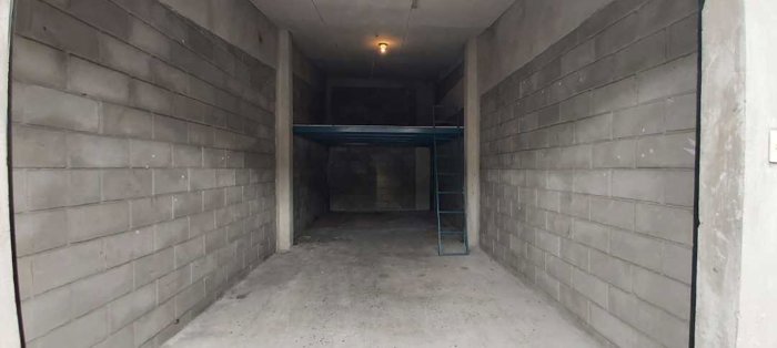Complejo de 36 bodegas en venta Escazu en San Rafael, Escazú, San José — $1,837,000 - Foto 3 de 3