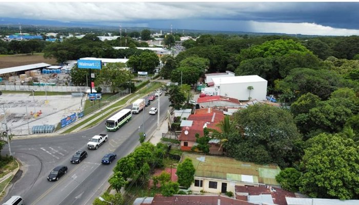 Propiedad estratégica en la zona en desarrollo de Liberia en Liberia, Guanacaste — $400,000