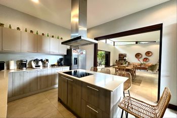 Venta casa contemporánea de lujo en condominio, Santa Ana. (FAU) en Uruca, Santa Ana, San José — $1,250,000 - Foto 3 de 24
