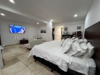 Venta de Casa en Escazú, San Antonio. RAH 26-1459 in San Antonio, Escazú, San José — $495,000 - Photo 4 of 18