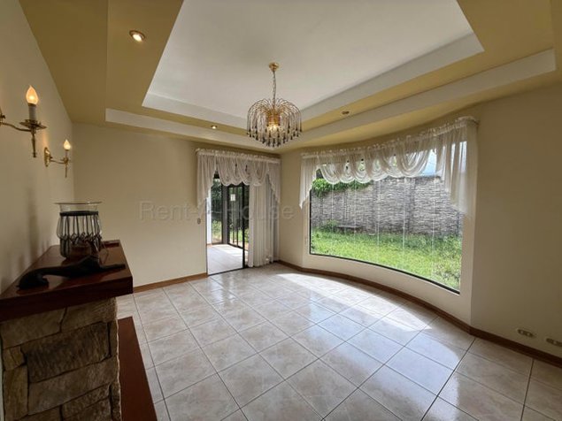 Venta de Casa en San Rafael de Heredia. RAH 27-501 in San Rafael, Heredia — ₡ 205 000 000 - Photo 3 of 18