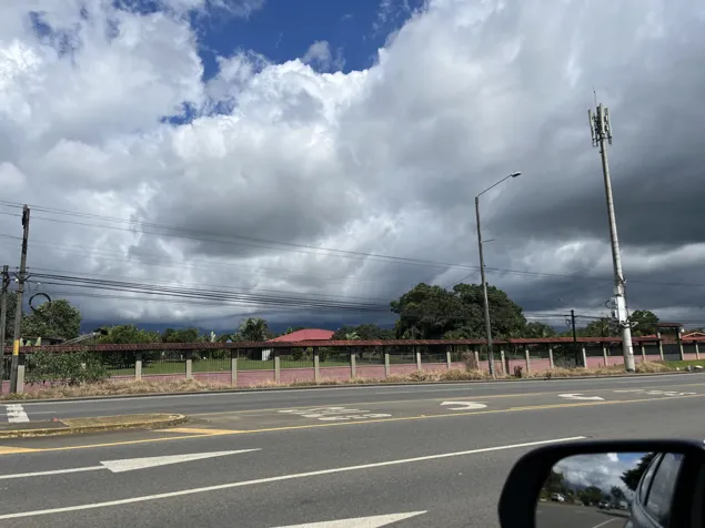 Commercial Property with 100 m of Frontage in Daniel Flores, Pérez Zeledón, San José — $4,000,000 - Photo 3 of 11
