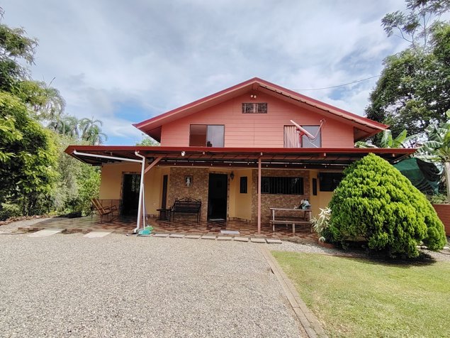 Venta de casa 3 hab. m2 en Cajón, Pérez Zeledón in Cajón, Pérez Zeledón, San José — ₡ 65 000 000