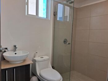 Venta de Apartamento en Granadilla de Curridabat.  in Granadilla, Curridabat, San José — 70 000 000 ₡ - Photo 5 of 10