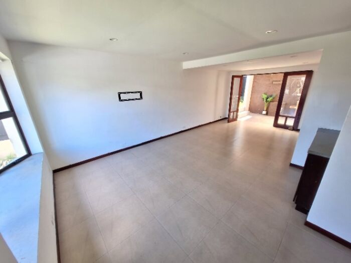VENTA CASA CONDOMINIO ESCAZU TREJOS MONTEALEGRE en San Rafael, Escazú, San José — $235,000