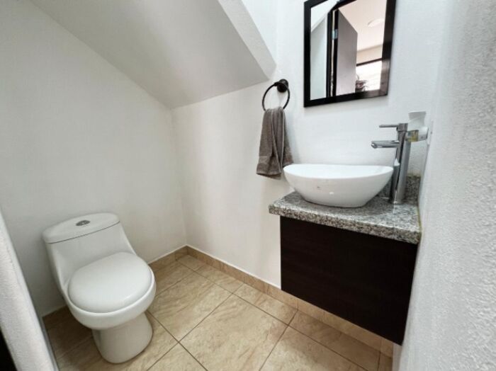 Venta de Casa en Goicoechea, San José. RAH 25-1914 en Guadalupe, Goicoechea, San José — $153,000