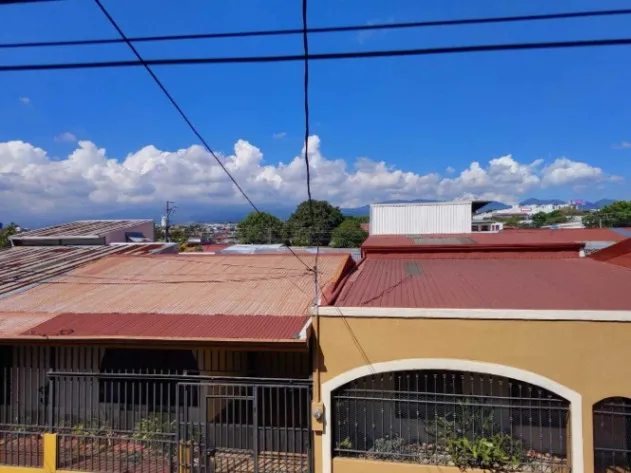 Venta de Casa en Heredia / JB OFC  Mls. 25-1000 en San Francisco, Heredia — $187,000 - Foto 2 de 14