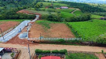 VENTA DE LOTES DE 2.700 M2 CON NACIENTE NATURAL EN ARCO IRIS, CAJON DE PEREZ ZELEDON in Cajón, Pérez Zeledón, San José — $102,000 - Photo 5 of 14