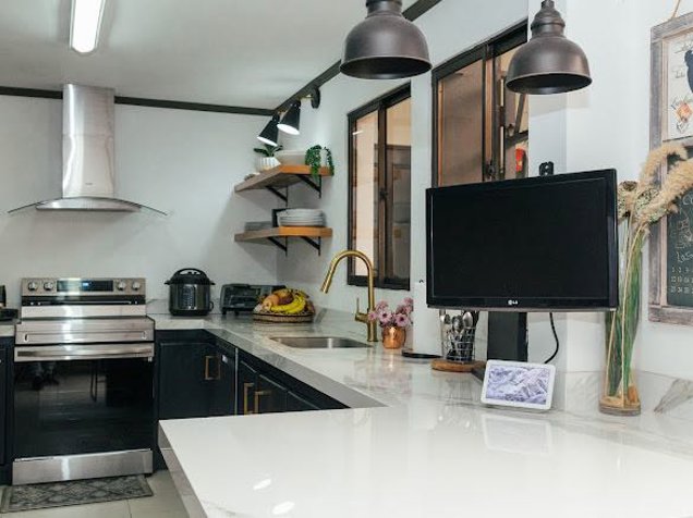 Venta de casa en condominio en Escazú en Escazú, San José — $275,000 - Foto 2 de 51