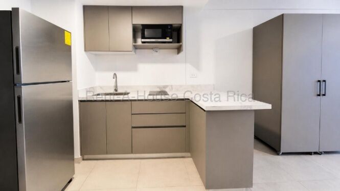 Venta de Apartamento en TORRE IFRESES-Granadilla de Curridabat. RAH 27-175 in Granadilla, Curridabat, San José — $108,000