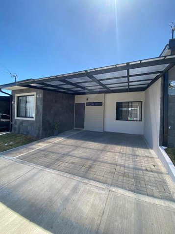 ALQUILER CASA, SAN JOSE, SANTA ANA, COND. ROBLES DE LINDORA en Santa Ana, San José — $1,500