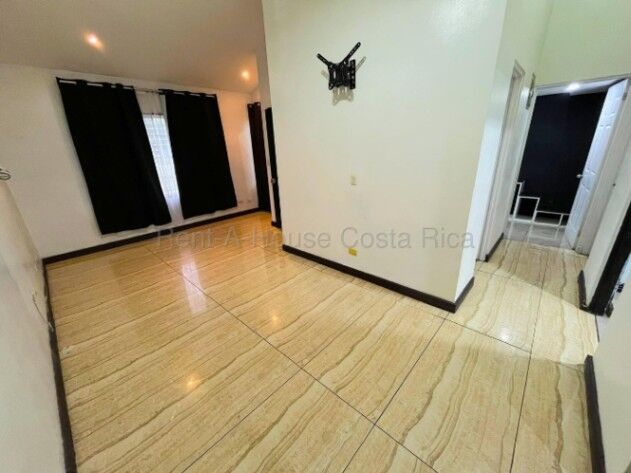 VENTA DE CASA EN AGUA CALIENTE DE CARTAGO. in Aguacaliente, Cartago — ₡ 51 000 000