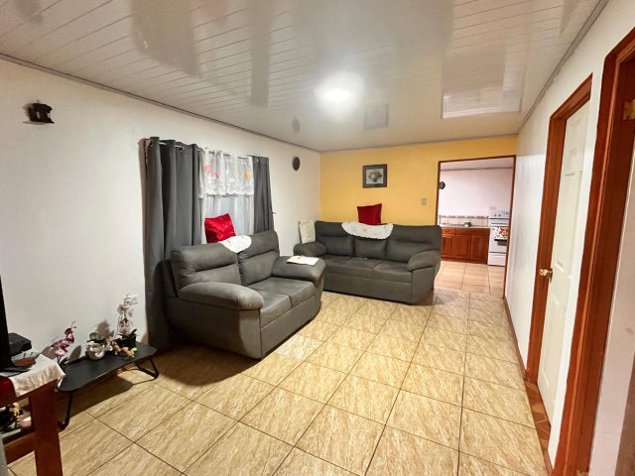 Venta de Encantadora Casa en Aserrí, San José. RAH 26-844 en Aserrí, San José — ₡ 90 000 000 - Foto 2 de 12