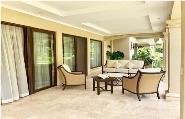 Venta Casa en Hacienda del Sol in Santa Ana, San José — $1,650,000