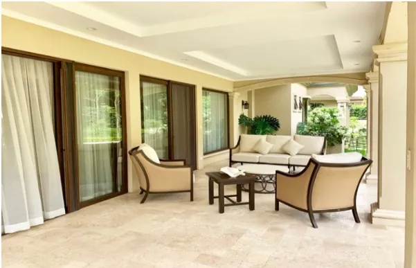 Venta Casa en Hacienda del Sol en Santa Ana, San José — $1,650,000